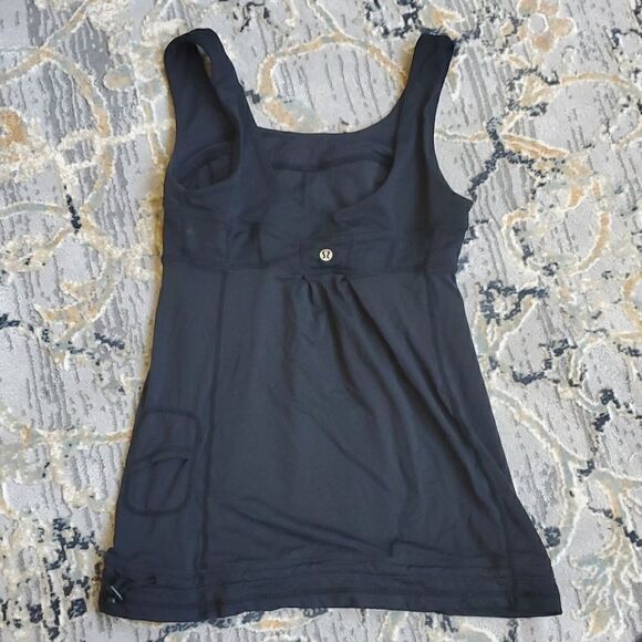‎LULULEMON Black Tank - Size 4 - Picture 6 of 7